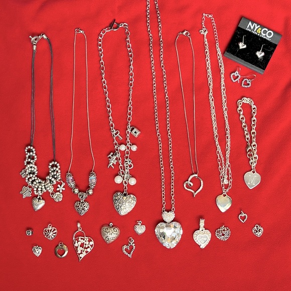 🤍 Silver Hearts Collection! 🤍 - Picture 1 of 1